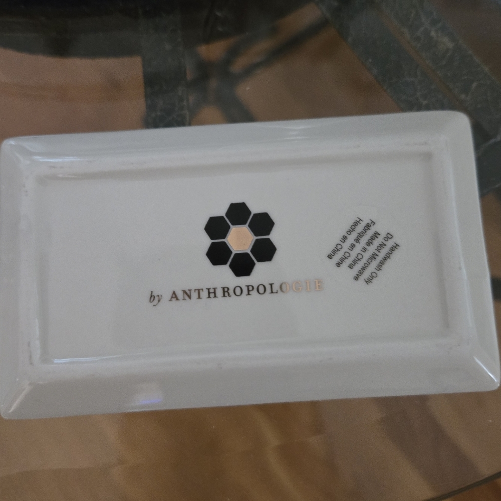 NWT Salt & Pepper Shaker Set - Picture 7 of 7